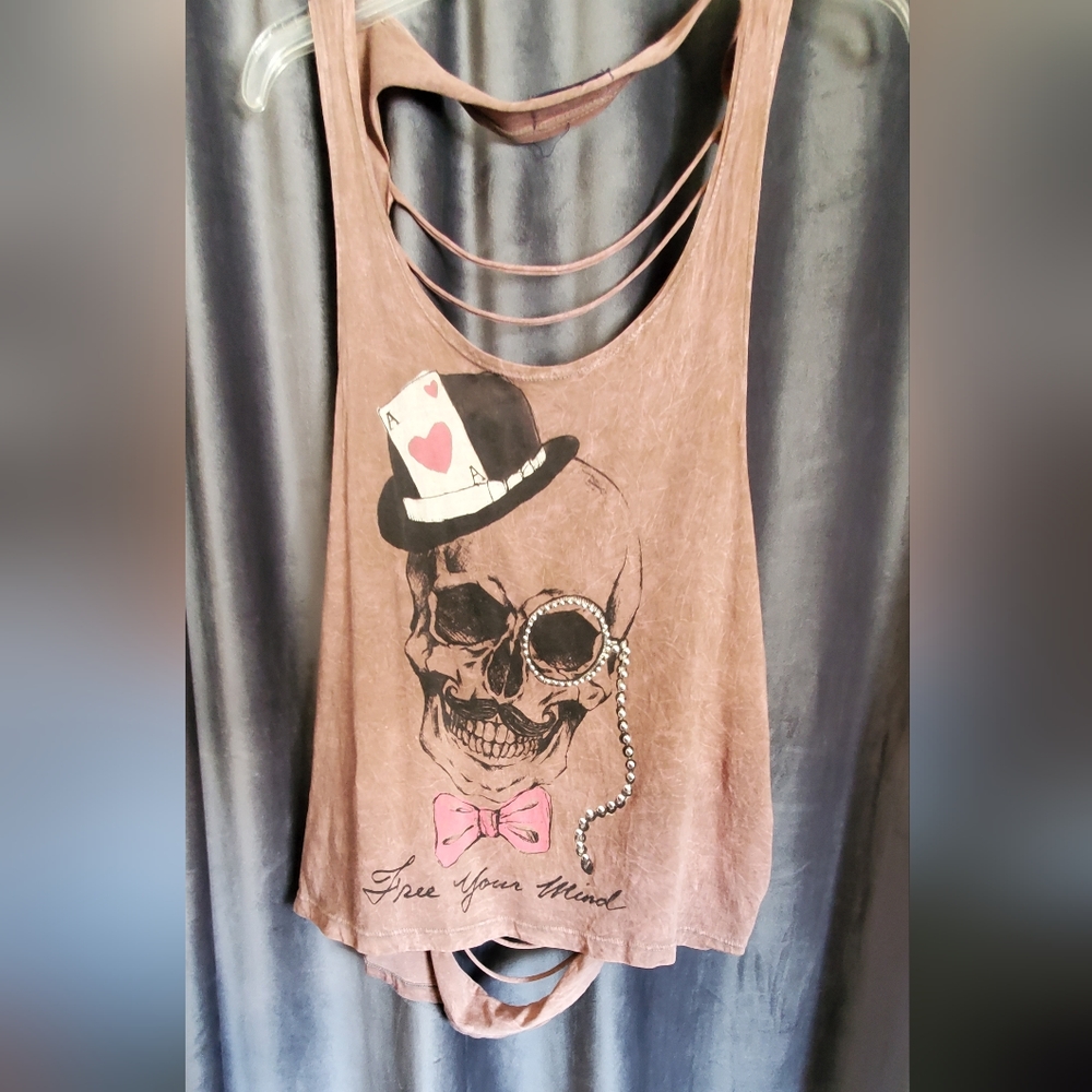 Rust colored shredded back tank top